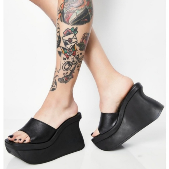 demonia wedges